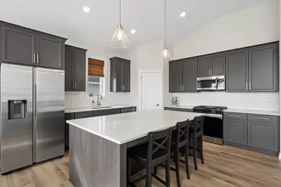 3981 Kokanee Lane N, Lake Elmo, MN 55042 - Photo 16