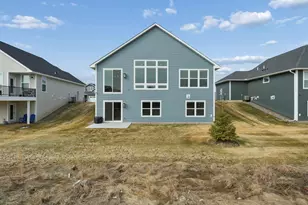 3981 Kokanee Ln N, Lake Elmo, MN 55042 - Photo 46