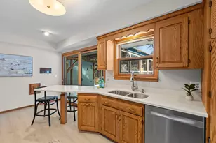 6125 Birchcrest Dr, Edina, MN 55436 - Photo 16