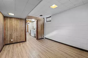 6125 Birchcrest Dr, Edina, MN 55436 - Photo 34