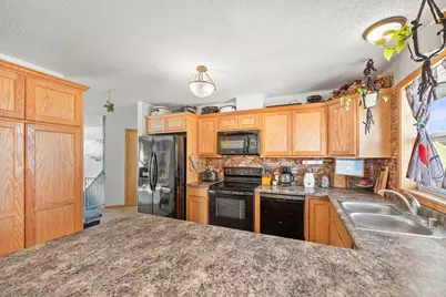 1204 Prairie Ridge Lane, Lester Prairie, MN 55354 - Photo 6