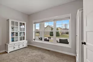 17163 Hollyhock Ct, Lakeville, MN 55044 - Photo 6