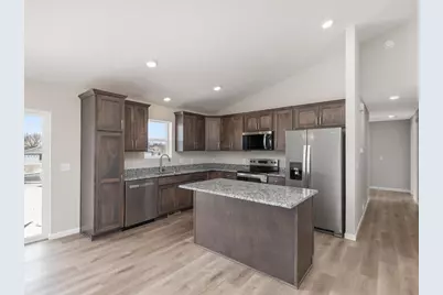 110 E 5th Street, Green Isle, MN 55338 - Photo 12