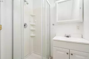 1211 E 1st St, Duluth, MN 55805 - Photo 10