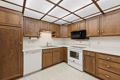 4385 Trenton Lane N #312, Plymouth, MN 55442 - Photo 4