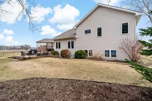 20599 Islandview Cir, Lakeville, MN 55044 - Photo 10