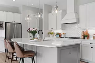 6055 Jewel Ln N, Plymouth, MN 55446 - Photo 4