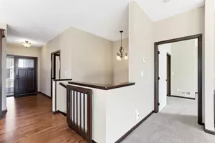 11206 Bushel Curve, Woodbury, MN 55129 - Photo 8