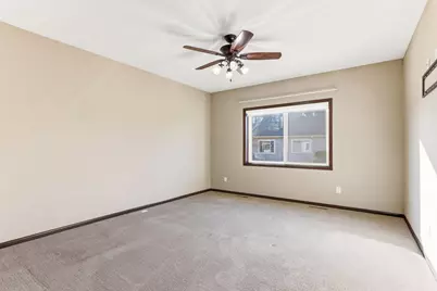 11206 Bushel Curve, Woodbury, MN 55129 - Photo 24