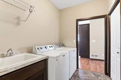 11206 Bushel Curve, Woodbury, MN 55129 - Photo 32