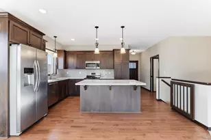 11206 Bushel Curve, Woodbury, MN 55129 - Photo 20