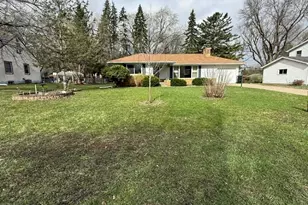 2187 Burr St, Maplewood, MN 55117 - Photo 2