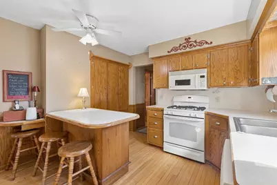 241 E 1st Street, Waconia, MN 55387 - Photo 10