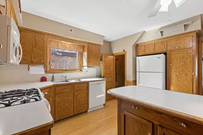 241 E 1st Street, Waconia, MN 55387 - Photo 12