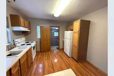 225 Kneale Avenue N, Thief River Falls, MN 56701 - Photo 6