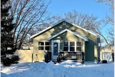 225 Kneale Avenue N, Thief River Falls, MN 56701 - Photo 1