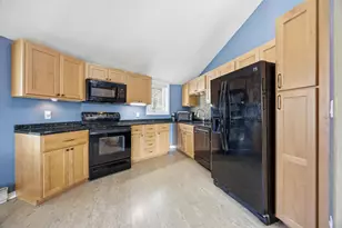 1330 Lori Ave, Detroit Lakes, MN 56501 - Photo 4