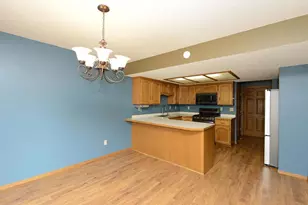 3210 15th Ave S, Fargo,  58103 - Photo 10