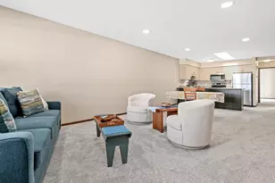 1419 12th St W, Hastings, MN 55033 - Photo 2