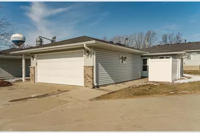 605 Veterans Memorial Highway W, Kasson, MN 55944 - Photo 2