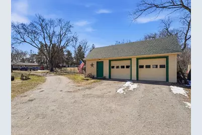 223 Summit Avenue S, Sauk Rapids, MN 56379 - Photo 4