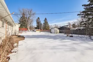 1335 15th St W, Hastings, MN 55033 - Photo 26