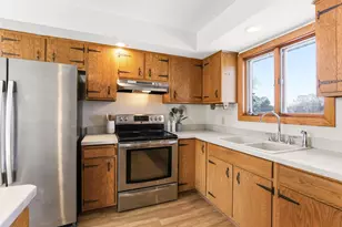 1335 15th St W, Hastings, MN 55033 - Photo 10