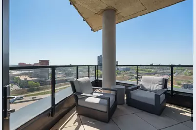 1240 S 2nd Street #1201, Minneapolis, MN 55415 - Photo 8