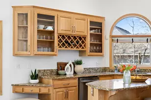 8941 Vandergriff Way N, Maple Grove, MN 55311 - Photo 22