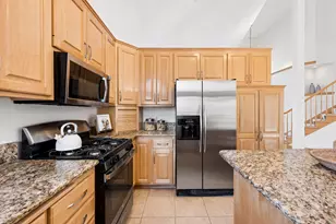 8941 Vandergriff Way N, Maple Grove, MN 55311 - Photo 20