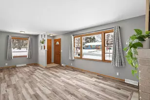 5426 Sumter Ave N, New Hope, MN 55428 - Photo 4