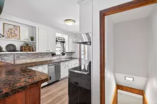 5426 Sumter Ave N, New Hope, MN 55428 - Photo 10