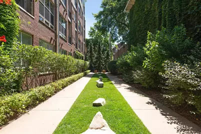 301 Oak Grove Street #414, Minneapolis, MN 55403 - Photo 34