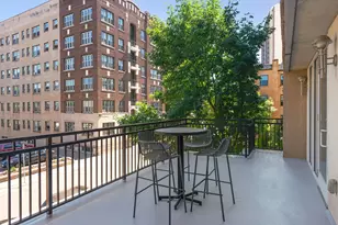 301 Oak Grove St, Minneapolis, MN 55403 - Photo 32