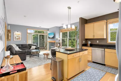 301 Oak Grove Street #414, Minneapolis, MN 55403 - Photo 6