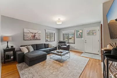 5725 Xerxes Avenue S, Minneapolis, MN 55410 - Photo 2