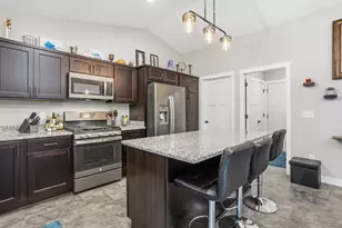 425 Alex Ct, Somerset, WI 54025 - Photo 10