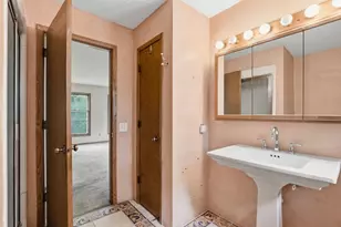 15432 Highwood Dr, Minnetonka, MN 55345 - Photo 32