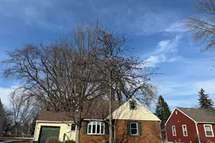 122 Hobart St, Owatonna, MN 55060 - Photo 2