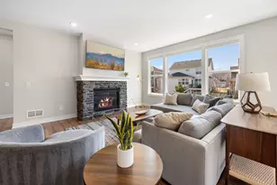 10811 40th St N, Lake Elmo, MN 55042 - Photo 1