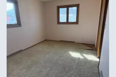 4710 W 9th Street, Winona, MN 55987 - Photo 10