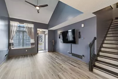 6129 Tahoe Circle #B, Woodbury, MN 55125 - Photo 4