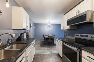 6129 Tahoe Cir, Woodbury, MN 55125 - Photo 12