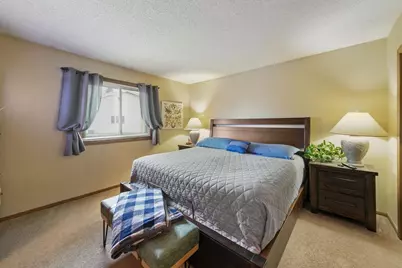 4614 Beacon Hill Road, Eagan, MN 55122 - Photo 18