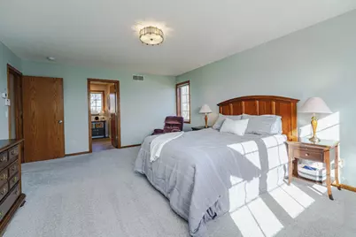 9125 Windsor Avenue, Savage, MN 55378 - Photo 32