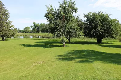 1805 Nelson Drive, Thief River Falls, MN 56701 - Photo 4