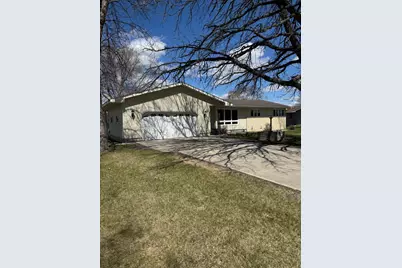 1805 Nelson Drive, Thief River Falls, MN 56701 - Photo 2