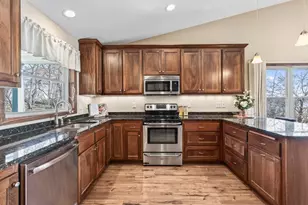 9155 Wild Plum Dr, Chisago City, MN 55013 - Photo 6