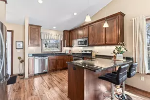 9155 Wild Plum Dr, Chisago City, MN 55013 - Photo 8