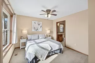 9155 Wild Plum Dr, Chisago City, MN 55013 - Photo 16